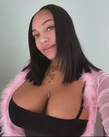 OnlyFans cuenta rockybee avatar 1
