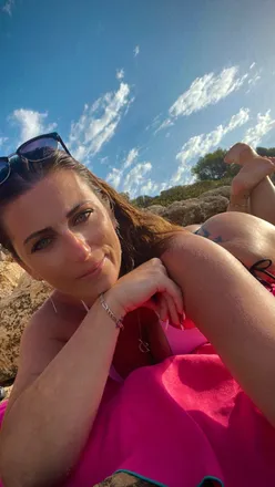 OnlyFans account  natia_irena header 2