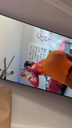 OnlyFans cuenta arianna_malani header 2