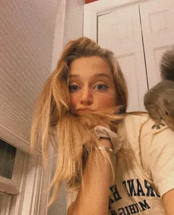 OnlyFans cuenta squirrel.girl avatar 1