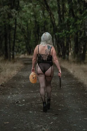 OnlyFans cuenta peachyqueefyqueen header 2