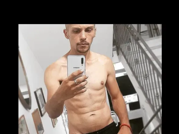 OnlyFans cuenta tonyrocco22 header 1