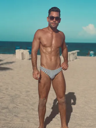 OnlyFans cuenta isjustgabe header 2