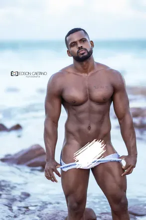 OnlyFans account  pretoblack avatar 1