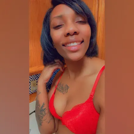 OnlyFans cuenta yuhbissh avatar 1