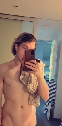 OnlyFans cuenta tall-hung-tj avatar 1