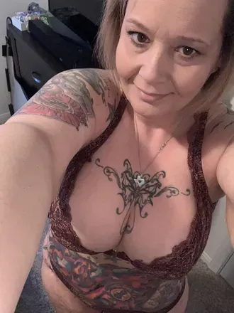OnlyFans cuenta texas-cougar1972 header 2