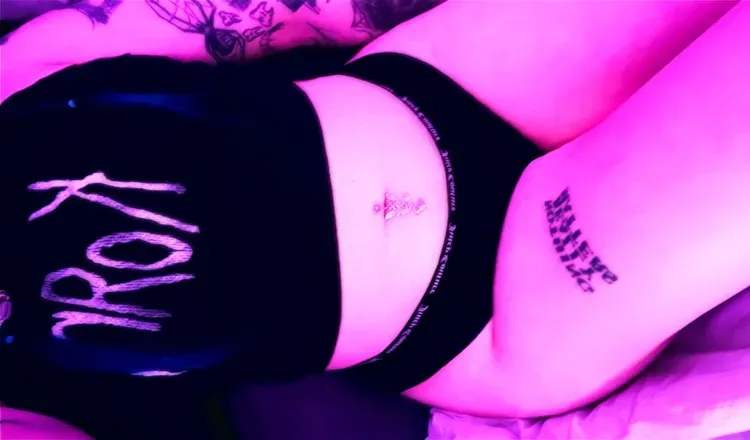OnlyFans cuenta dearghostly header 2