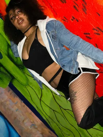 OnlyFans cuenta burgersnbackshots header 2