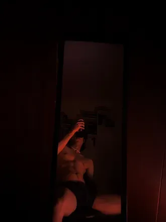 OnlyFans cuenta kcire19 avatar 1