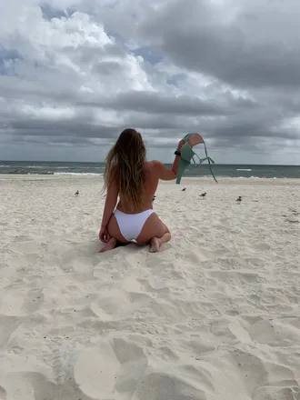 OnlyFans account  amybby21 header 2