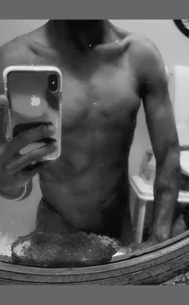 OnlyFans cuenta mikenike_blue header 2