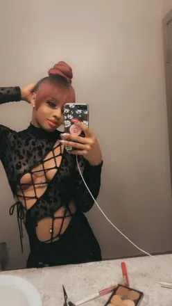 OnlyFans cuenta phenomenalcee header 2