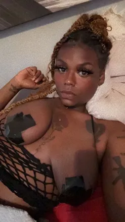 OnlyFans account  xdreamx header 2