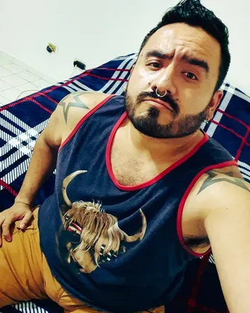 OnlyFans account  osonevarez avatar 1