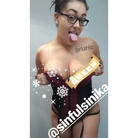 OnlyFans cuenta sinfulsinika header 2