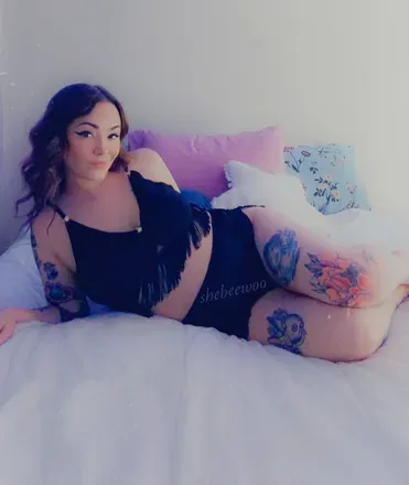 OnlyFans cuenta shebeewoofree avatar 1