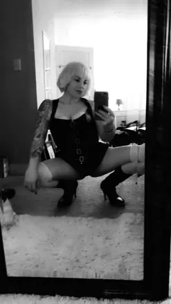 OnlyFans cuenta kinkycourtesan avatar 1