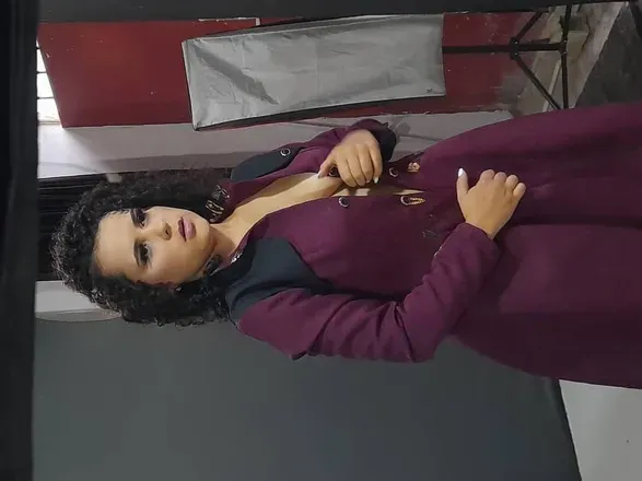 OnlyFans account  curlygirl1702 header 2