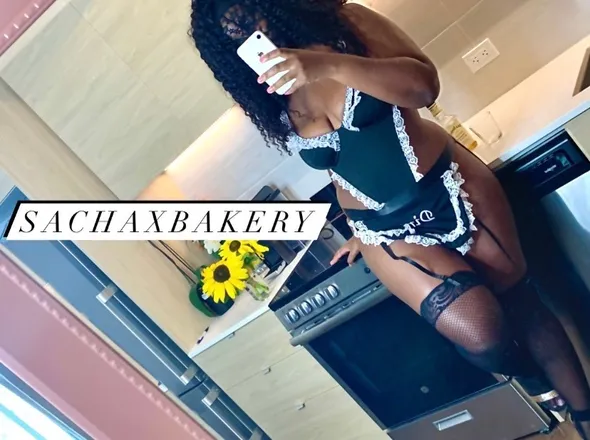 OnlyFans cuenta sachaxbakery header 2