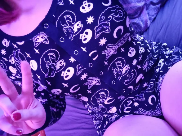 OnlyFans account  vikkythewhich header 2