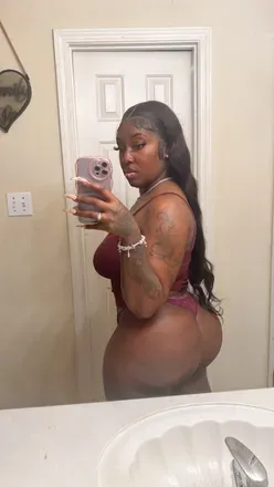OnlyFans cuenta wetchocolate9018 avatar 1