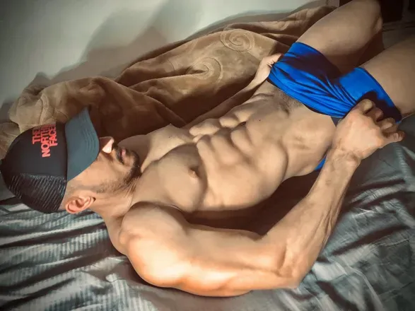 OnlyFans account  visck header 2