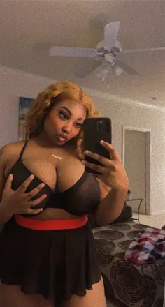 OnlyFans account  cherrypoppinx avatar 1
