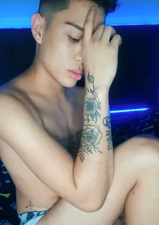 OnlyFans cuenta alanduts header 2