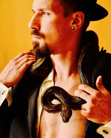 OnlyFans cuenta mozartbou avatar 1