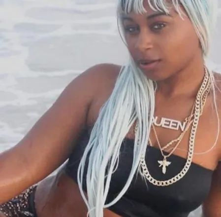 OnlyFans cuenta honeybiidrippin header 2