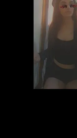 OnlyFans cuenta karmababyyxo avatar 1