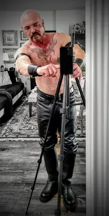 OnlyFans cuenta halmarks avatar 1