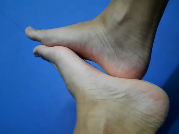 OnlyFans cuenta doctorsfeetonlyf header 2