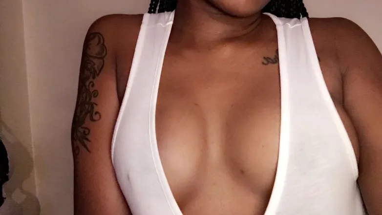 OnlyFans cuenta goddessnique08 header 2
