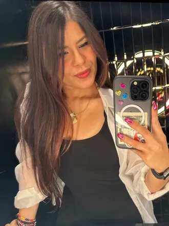 OnlyFans cuenta karolina_3 avatar 1