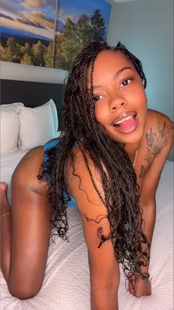 OnlyFans cuenta sexybellaxo header 2