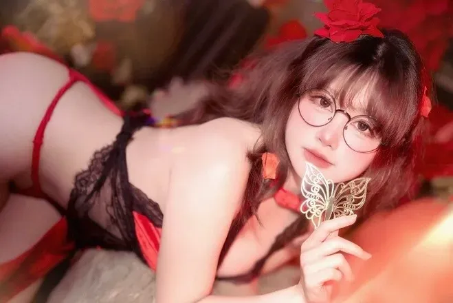 OnlyFans cuenta munchkin_anna header 2