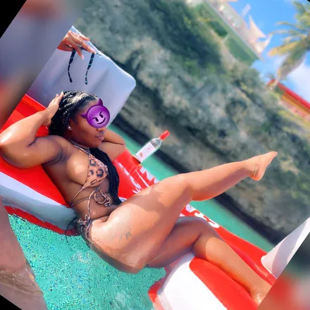 OnlyFans cuenta britney2552 header 2