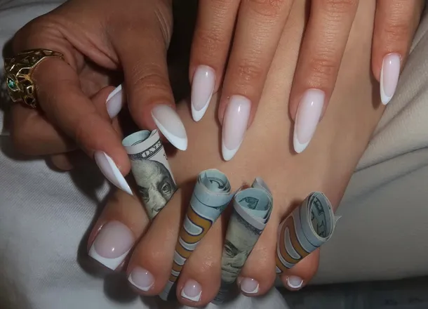 OnlyFans account  unoqween header 2