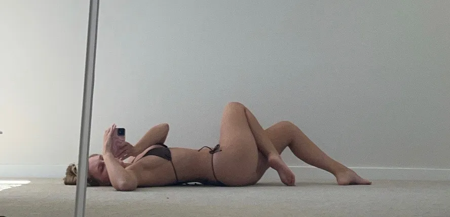 OnlyFans cuenta paris_love23 header 1