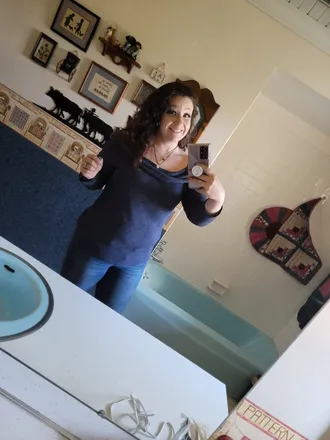 OnlyFans cuenta reina_aquamarine header 2