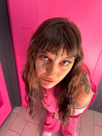 OnlyFans cuenta youngrichflygirl avatar 1