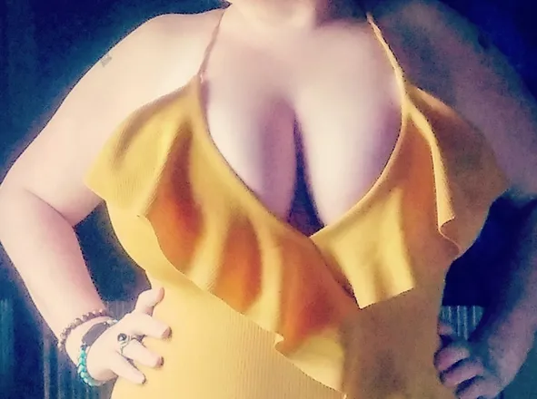OnlyFans cuenta favoritewitch header 2