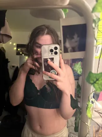 OnlyFans account  eimew avatar 1