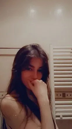 OnlyFans cuenta carmenciita avatar 1