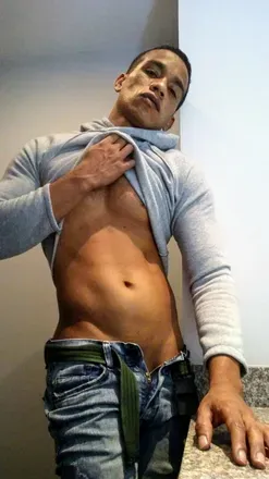 OnlyFans cuenta jhoneyeuri avatar 1