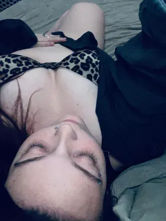 OnlyFans cuenta lizzyafterdark header 2