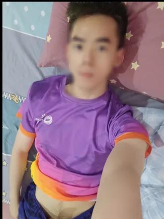 OnlyFans account  zhongli13173 header 2