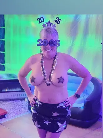 OnlyFans cuenta peekaboob74 avatar 1